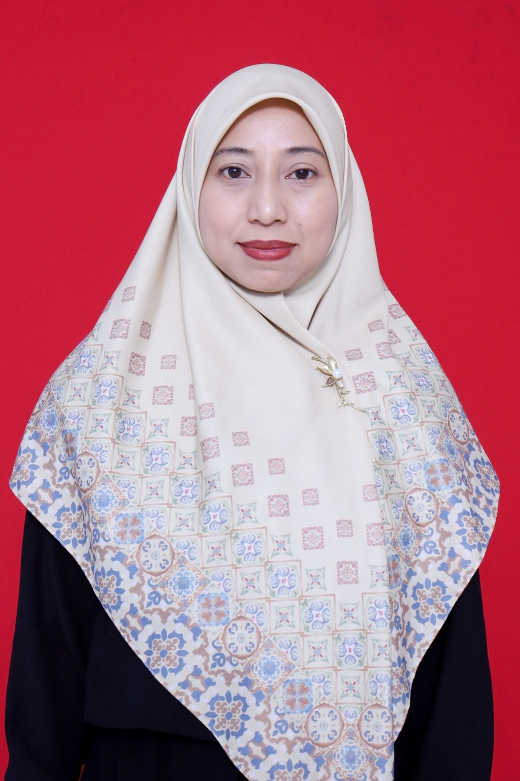 Arti Rufika, BA, Principal of KIMS Bintaro 2